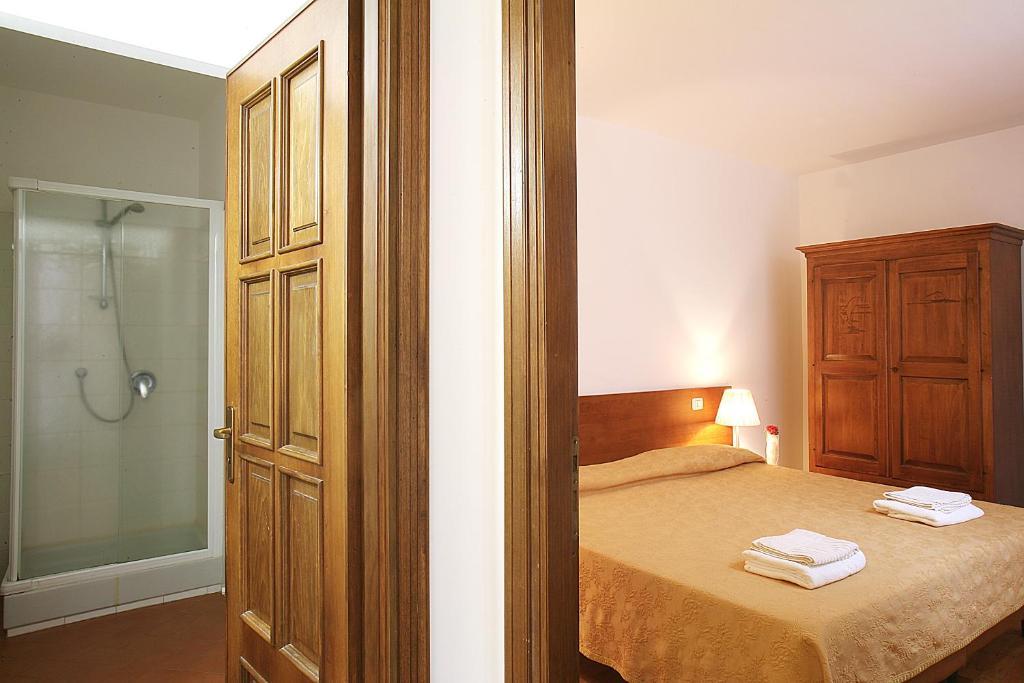 Residence Borgo San Sebastiano Bergeggi Szoba fotó