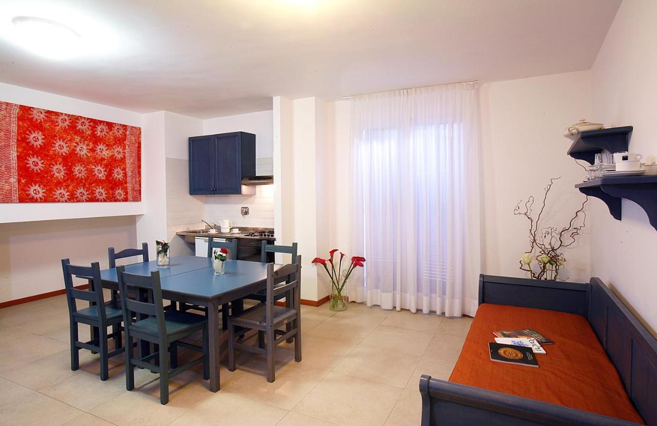 Residence Borgo San Sebastiano Bergeggi Szoba fotó