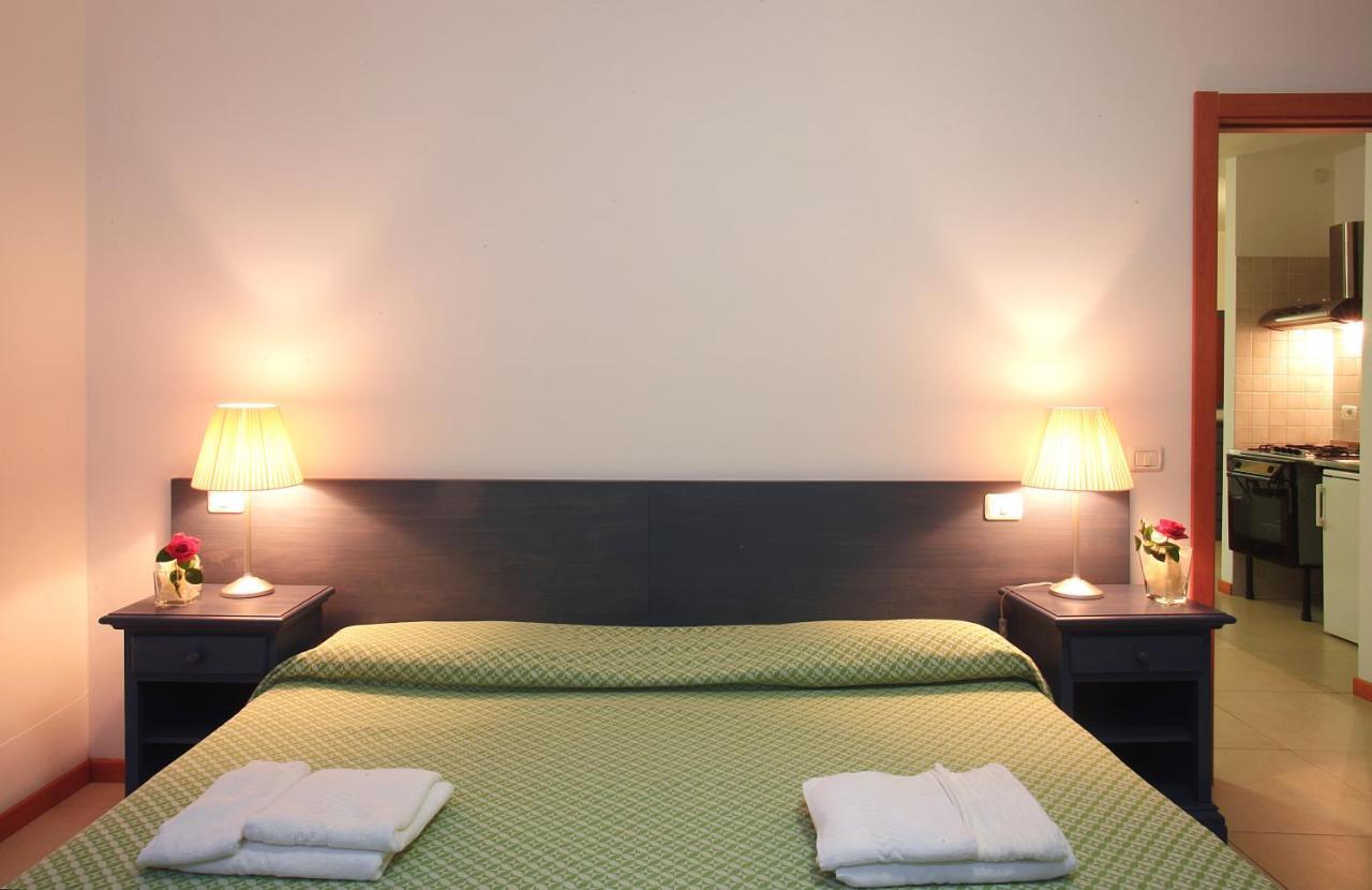 Residence Borgo San Sebastiano Bergeggi Szoba fotó